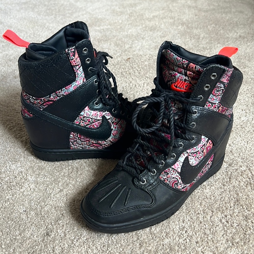 Nike Womens Sky Hi Dunk waterproof Liberty London wedge boots - 7.5